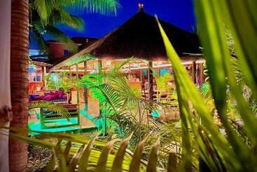 هتل Le Patio