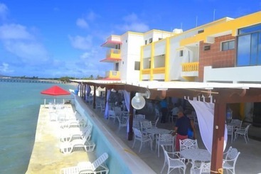 هتل Marbella Montecristi