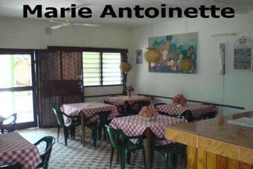 هتل Marie Antoinette Kara