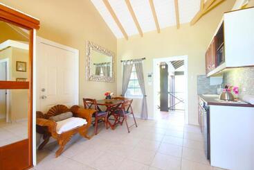 هتل Mary S Boon Beach Resort & Spa