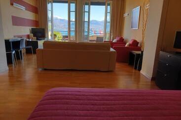 هتل Residence La Luna Nel Porto