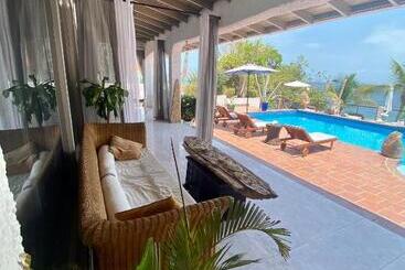 هتل Villa Condesa Del Mar