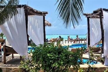 Reef & Beach Resort   Spa Jambiani
