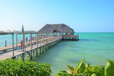 Reef & Beach Resort   Spa Jambiani