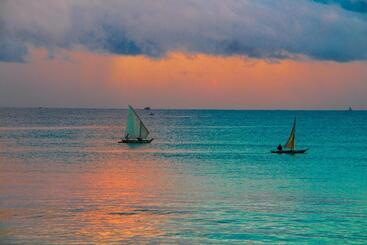 Sunrise Beach Resort