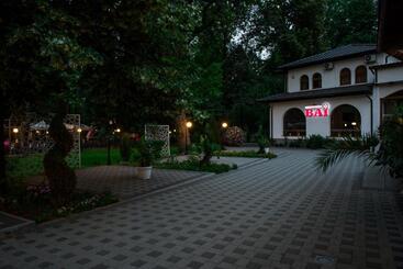 هتل Camp Karagaq