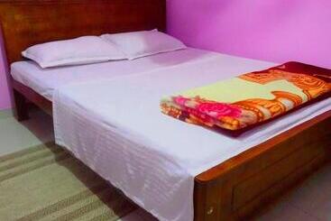 تختخواب و صبحانه B.rose House