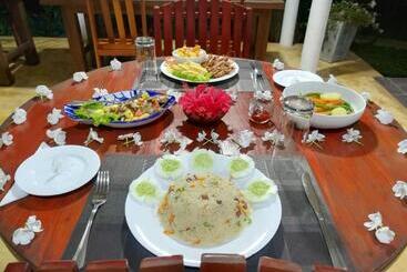تختخواب و صبحانه Green Hill Paradise Villa