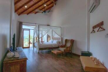 Cardamon Hotel Nilaveli