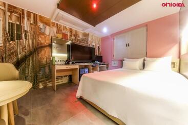 Goodstay Grand Motel Chuncheon
