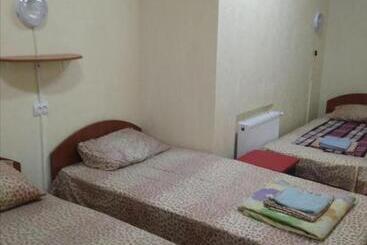 Hostel Mnogoborets F. Klub