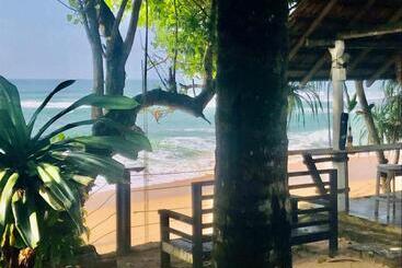 هتل Sea View Villa