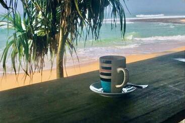 هتل Sea View Villa