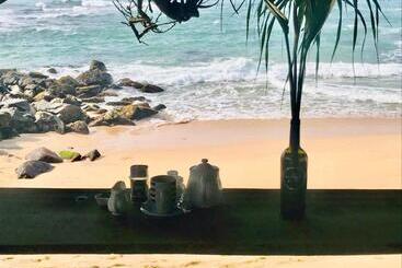 هتل Sea View Villa