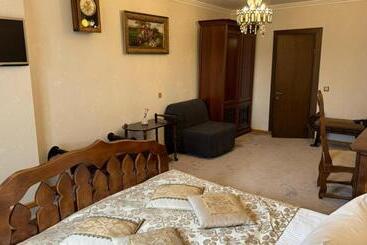 Stara Pravda Hotel History
