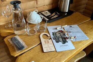 Stara Pravda Hotel   History