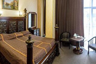Venecia Hotel & Spa