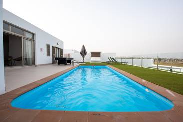 Ereza White Homes - Antigua
