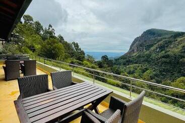 تختخواب و صبحانه Zion View Ella Green Retreat