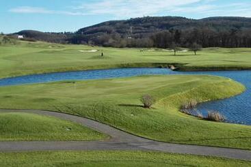 Отель Beroun Golf Club