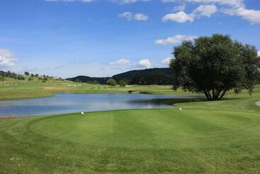Отель Beroun Golf Club