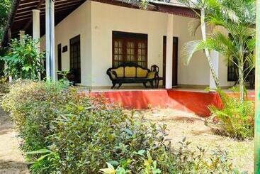 هتل Jc S Village
