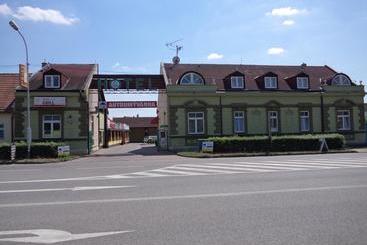ホテル & Spa Centrum Palmira