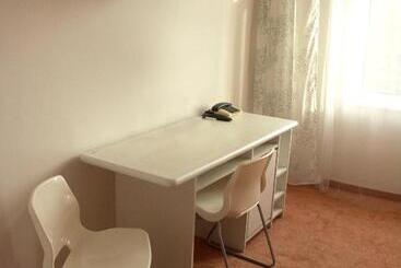 هتل Saloon