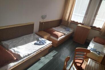 酒店 Sklárna Harrachov