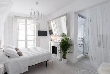 هتل Urban Suite Santander