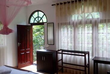 تختخواب و صبحانه Le Meridien Bnb