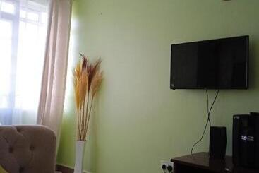 تختخواب و صبحانه Kay Homes