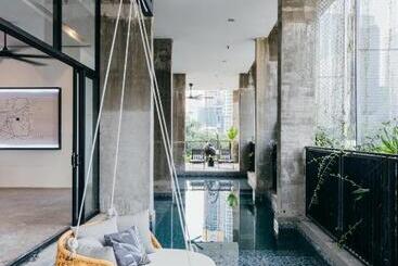 هتل Lloyd S Inn Kuala Lumpur