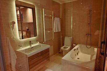 هتل La Villa