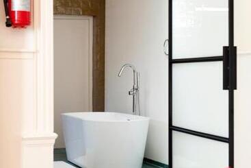 تختخواب و صبحانه Boutique Hotel De Salon