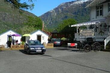 住宿加早餐  Eidfjord Gjestgiveri