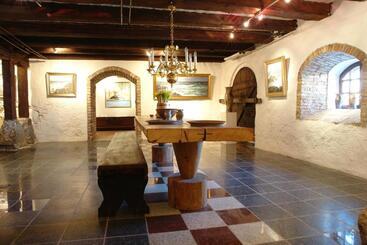 تختخواب و صبحانه Lysko Gjestegård