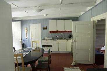 Brekke Gard Hostel