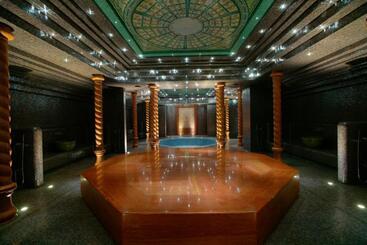 Harmony Park Hotel & Spa