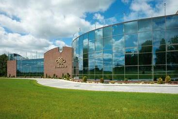 Harmony Park Hotel & Spa