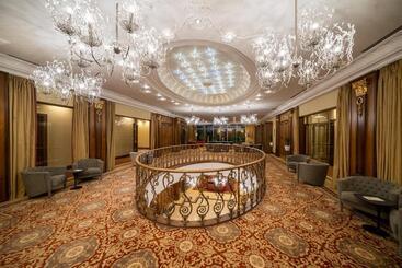 Harmony Park Hotel & Spa