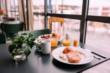 Badholmen Restaurang & Hotell