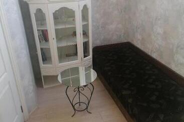 هتل Guest House Krista