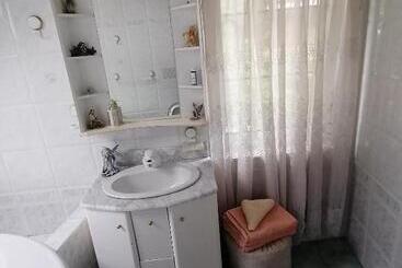 هتل Guest House Krista