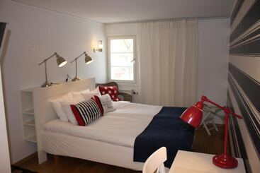 Jennys Hotell Och Restaurang