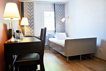 Jennys Hotell Och Restaurang