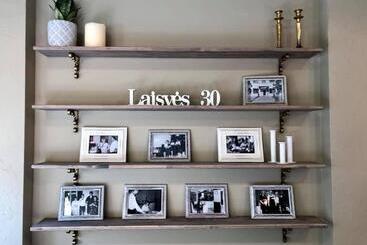 هتل Laisves 30