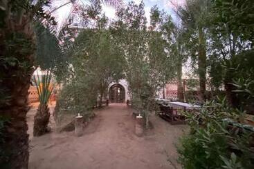 هتل Nour El Balad