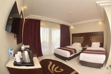 استراحتگاه Grand Ocean El Sokhna