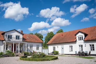 Svabesholms Kungsgårds B&b Och Pensionat Stenshuvud